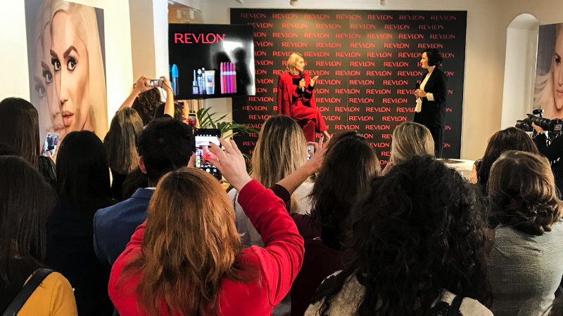 Amaia Salamanca Revlon Photocall